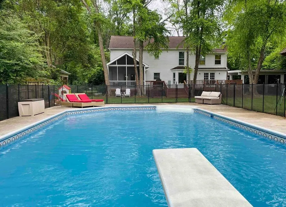 Holiday home Cozy Home W/ Pool + Baby Gear In Prime Area Charlotte United States